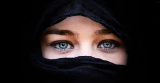 لبس العباءة السوداءفي المنام