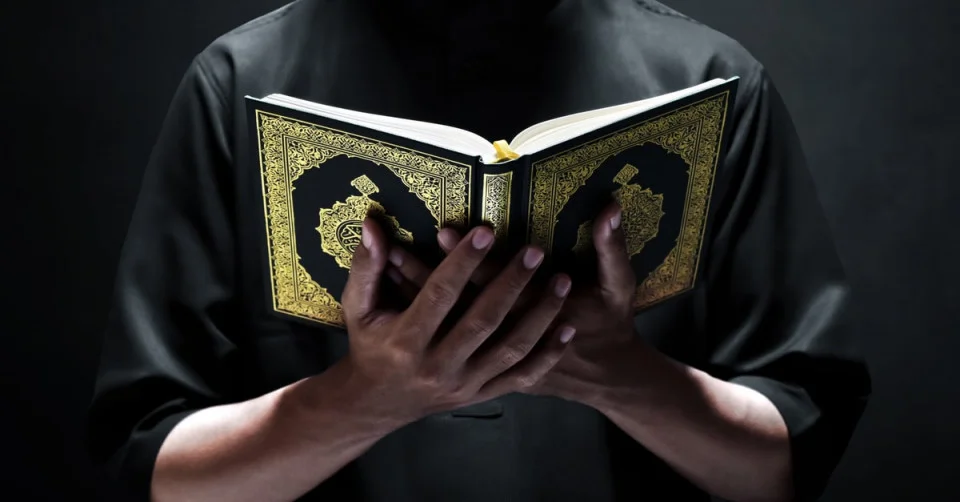 المقرئ فی المنام